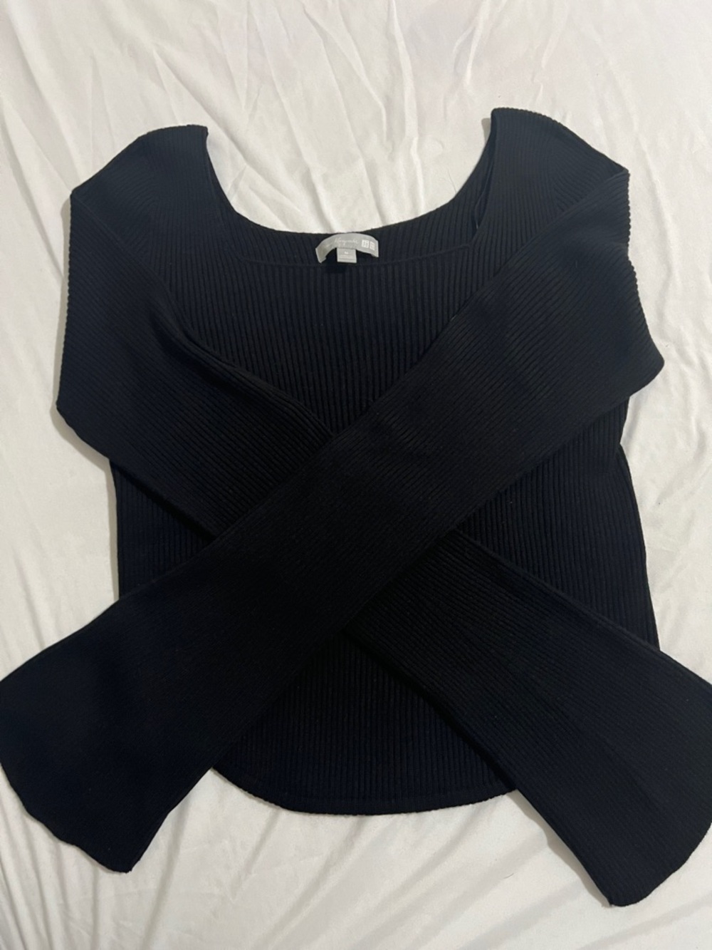 Uniqlo Black Ribbed Scoop Neck Long Sleeve Sweater